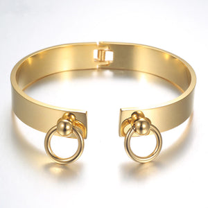 Open image in slideshow, CIRQUE OPEN HINGED CUFF BRACELET
